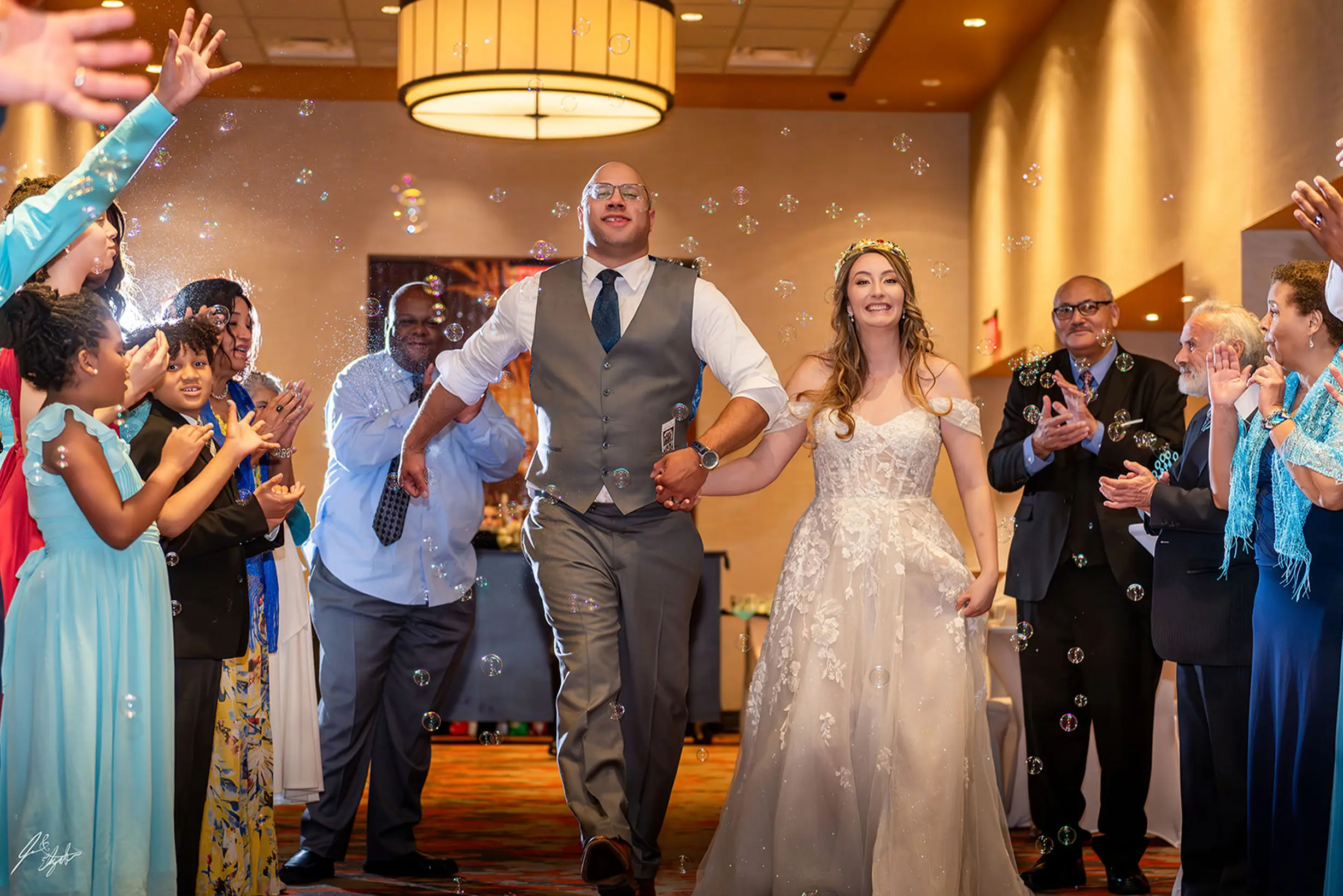 Bride & Groom Bubbles